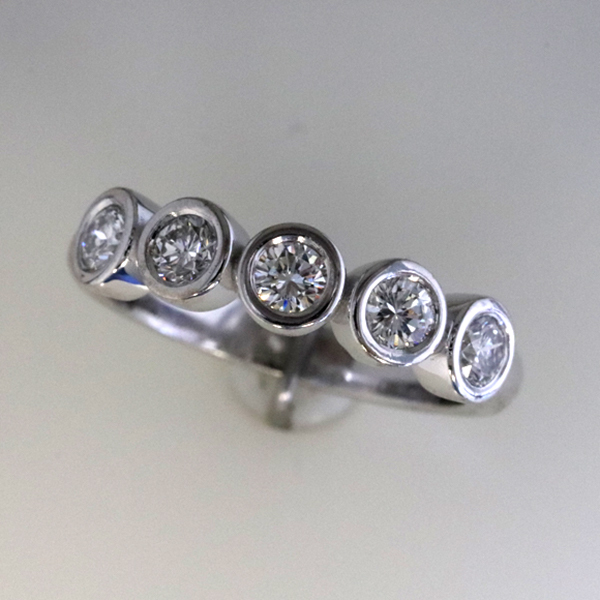 5 round diamond bezel set bandjpg