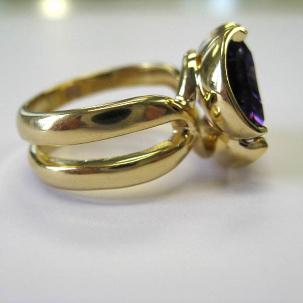 Amethyst flowering ring %283%29