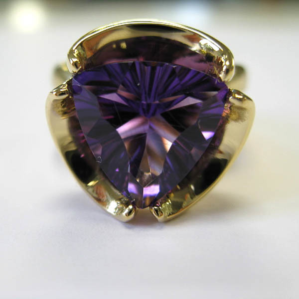 Amethyst flowering ring %284%29