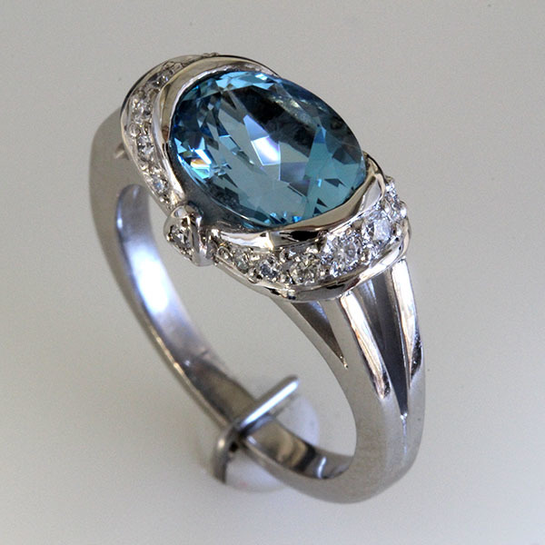 Oval aqua ring 3